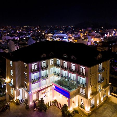Bombo Dalat Hotel Buitenkant foto