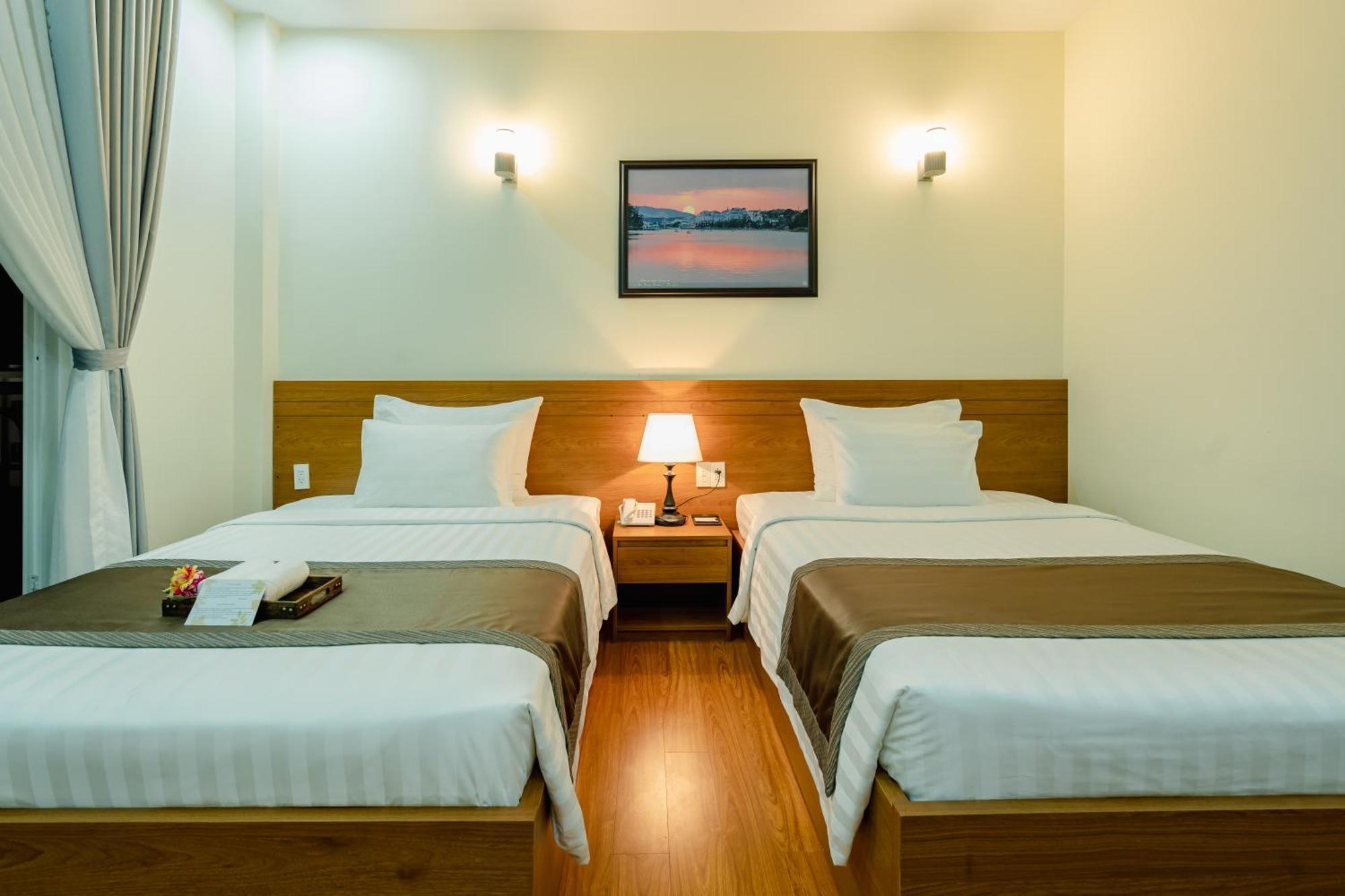 Bombo Dalat Hotel Buitenkant foto
