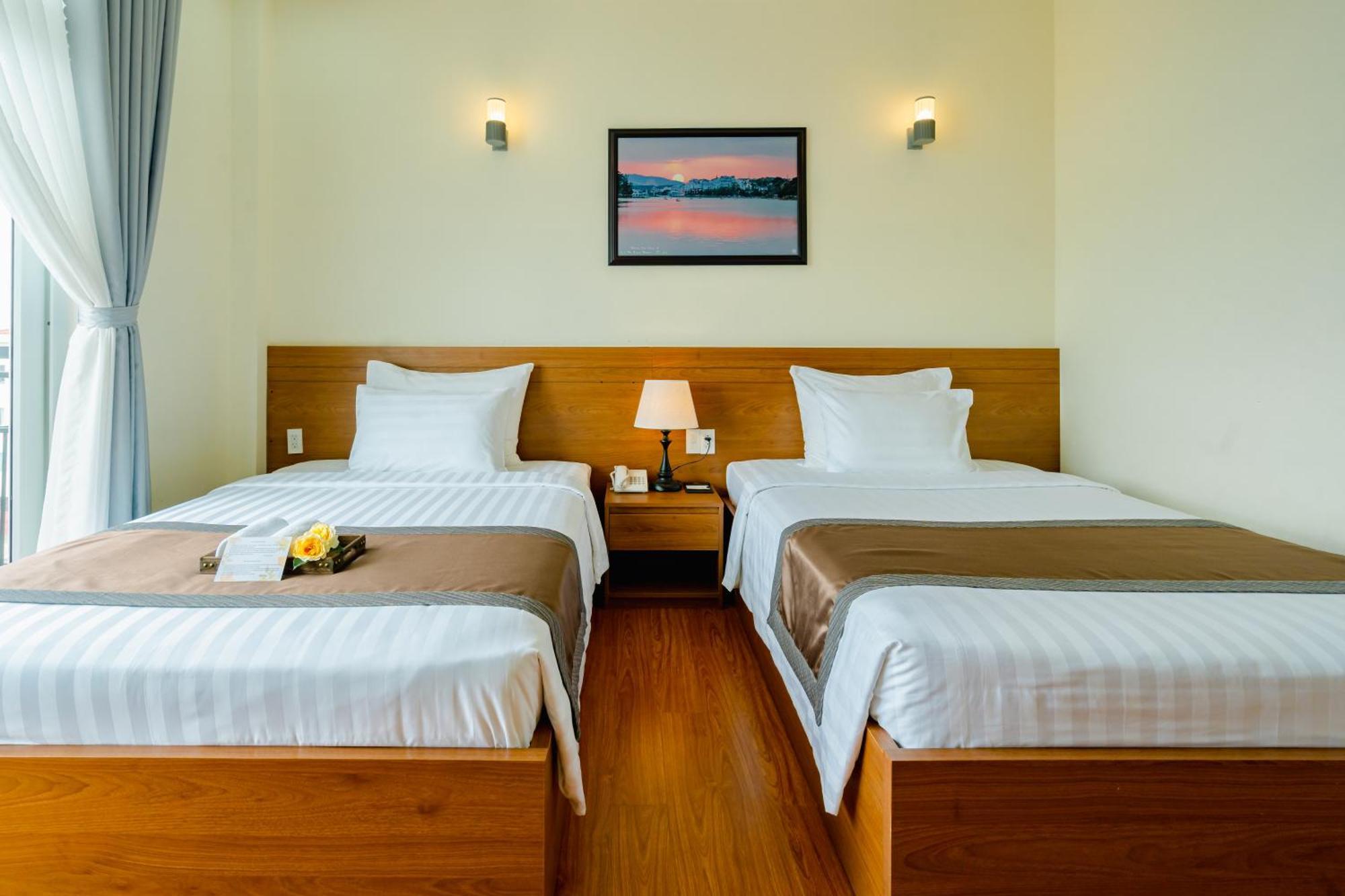 Bombo Dalat Hotel Buitenkant foto