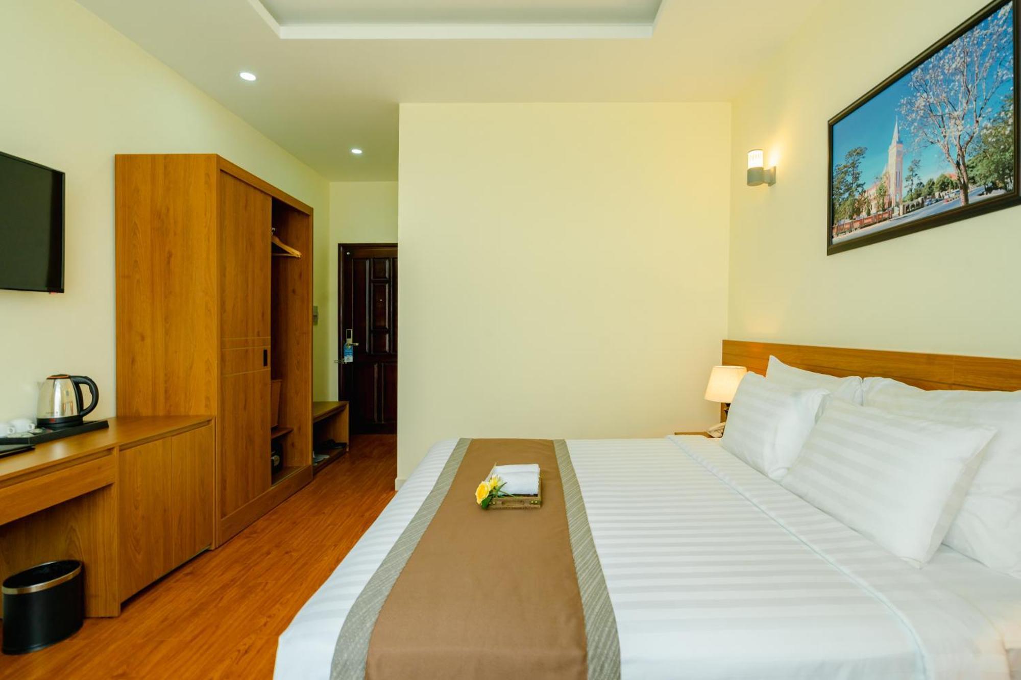 Bombo Dalat Hotel Buitenkant foto