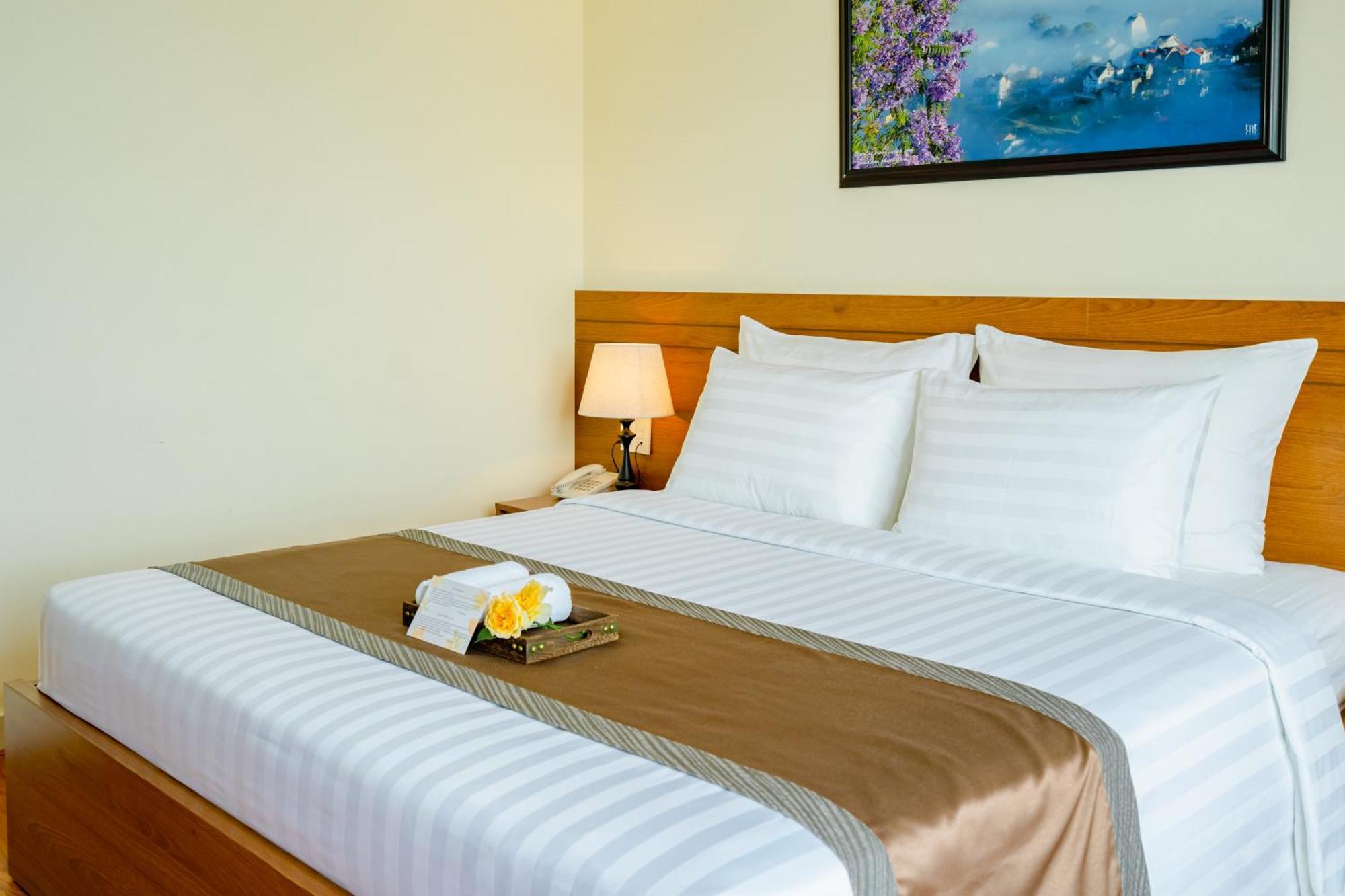 Bombo Dalat Hotel Buitenkant foto