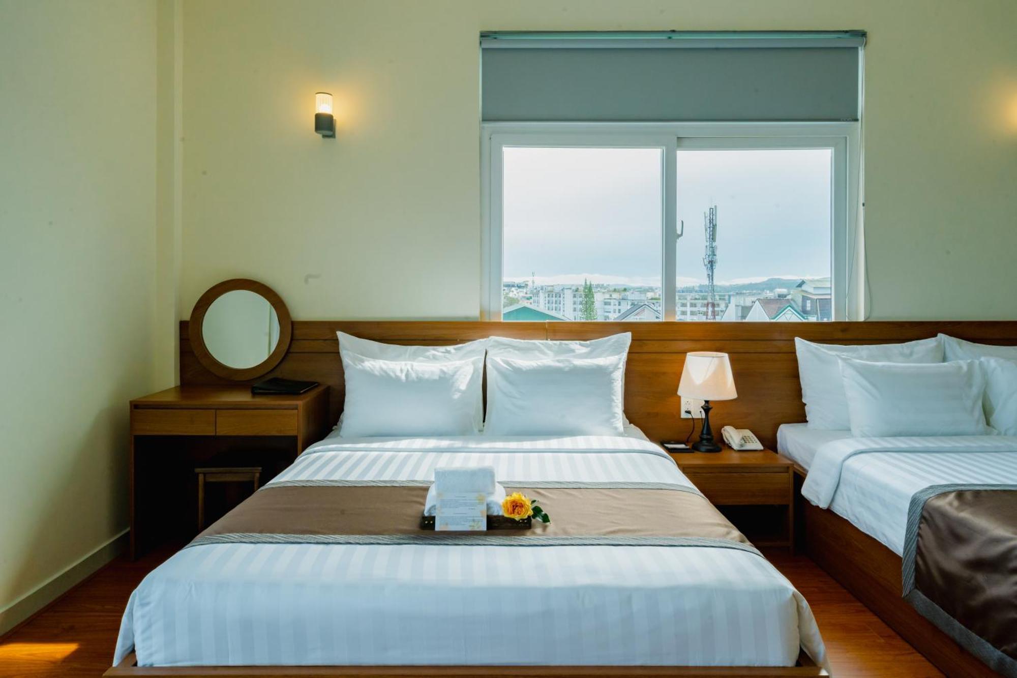 Bombo Dalat Hotel Buitenkant foto